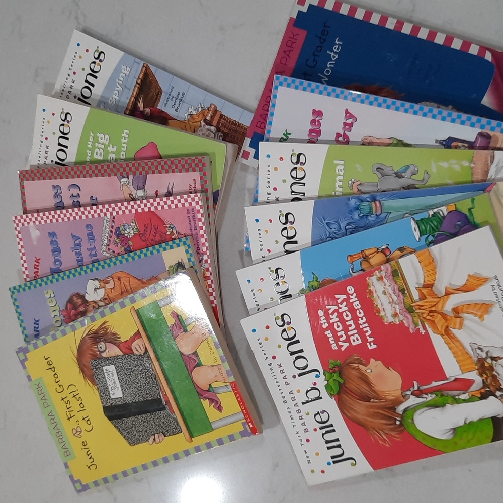 12 Junie B Jones Paperback Books Set
